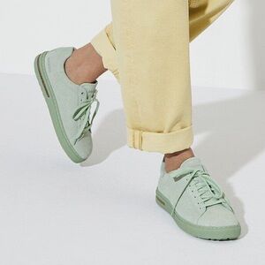 Birkenstock Bend Low Suede Embossed Matcha Sneakers. Size EU36. MSRP $165